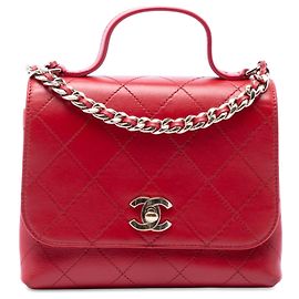 Bolsa Satchel com aba e alça de mão Chanel Small em couro de bezerro matelassê vermelho com bolso duplo