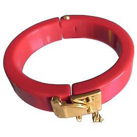 Bracelet Louis Vuitton Lockme en résine rouge