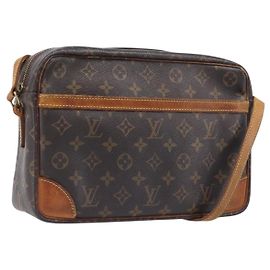 LOUIS VUITTON Monogram Trocadero 30 Shoulder Bag M51272 LV