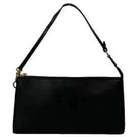 Mini bolsa pouch Louis Vuitton em couro Epi preto