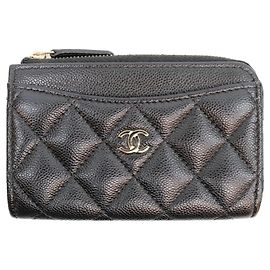 Tarjetero Chanel de piel de becerro granulada negra
