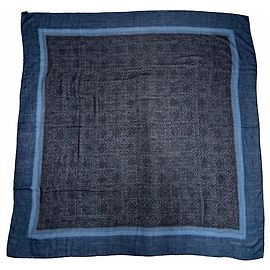 Echarpe Hermès Carré Géant em cashmere e seda