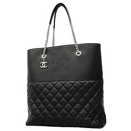 Borsa Tote Chanel Matelassé in pelle di agnello