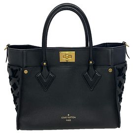 Borsa Tote Louis Vuitton Monogram Tuftage On My Side MM