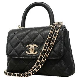 Bolso Chanel de piel de becerro granulada negra
