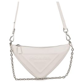 Prada Schultertasche aus Leder Triangle Mini