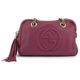 Borsa a tracolla Gucci Soho con catena e zip in pelle di vitello viola