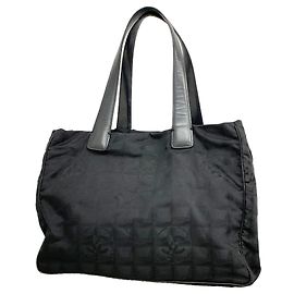 Saco Tote Chanel New Travel em nylon
