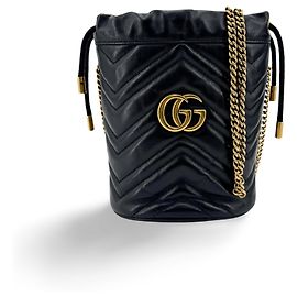 Gucci GG Marmont Bucket Matelasse Leather Mini