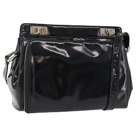 Bolso de hombro GUCCI de cuero charol Negro Plata 001 2113 1677 Auth ka6380
