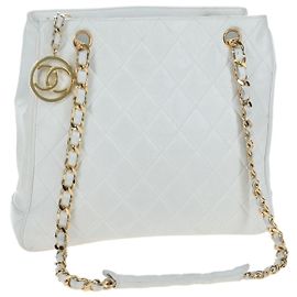 Borsa a tracolla CHANEL Matelasse con catena in pelle d'agnello Bianco Gold CC Auth bs37211