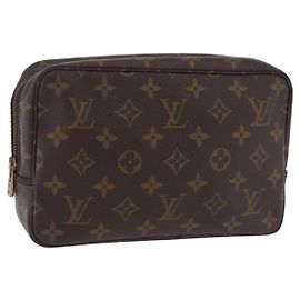 LOUIS VUITTON Monogram Trousse Toilette 28 Clutch Bag M47522 LV Auth 206244