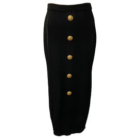Gonna midi Balmain in maglia a treccia nera con bottoni dorati