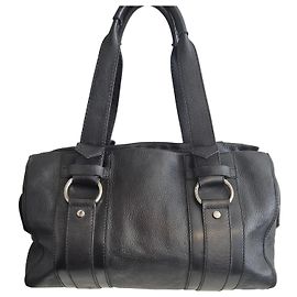 Lancel bolso tote de cuero granulado negro asas rígidas anillas de metal cremallera interior logo gran capacidad