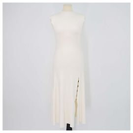 Abito midi senza maniche Amour in maglia a coste in misto viscosa crema Maje