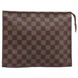 Trousse de toilette Louis Vuitton Damier 26