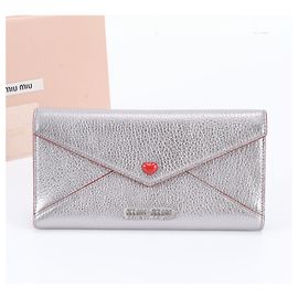 Cartera larga de piel Miu Miu Madras Love Letter