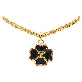Collier Pendentif Chaîne Trèfle Chanel Coco Mark