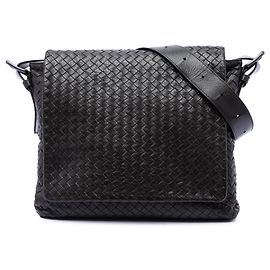 Bolsa Messenger Bottega Veneta em Nappa Intrecciato castanha