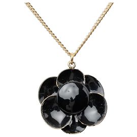 Colar Chanel Camellia Coco Mark