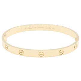 Bracelete Cartier Love em Ouro Amarelo 18K