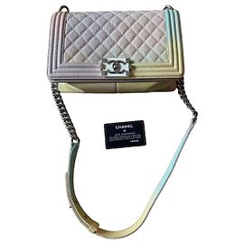 Chanel Boy Medium Regenbogenleder Klapptasche