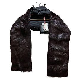 Moncler Grenoble SCIARPA Nutria Fur Scarf Hood