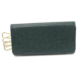 Louis Vuitton Multicles 4 Taiga Key Case