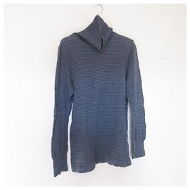 Autre Marque Pull en maille à col roulé 45R Border