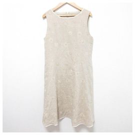 Autre Marque FOXEY Bloom Embroidery Kleid