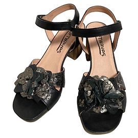 Autre Marque Sandali in pelle con motivo floreale Softwaves