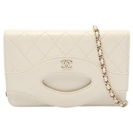 Sac à épaule Chanel Matelassé en cuir blanc