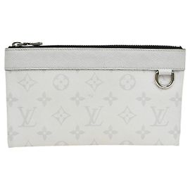 Louis Vuitton Discovery Pochette Monogram Taigarama PM