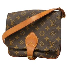 Bolsa de Ombro Louis Vuitton Monogram Cartouchiere MM