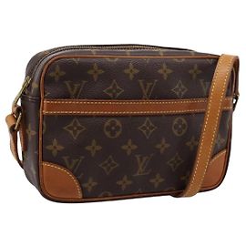 LOUIS VUITTON Monogram Trocadero 23 Shoulder Bag M51276 LV Auth ep15852