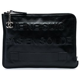 Clutch Chanel Je Ne Suis Pas En Solde de piel de becerro desgastada negra