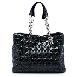 Autre Marque Borsa Shopping Lady Dior Soft Large in pelle vernita Cannage Nera Dior