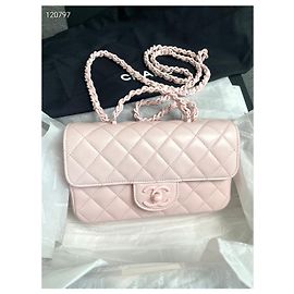 Chanel Handtasche Rosa Diamantsteppiges Lammleder 20 cm