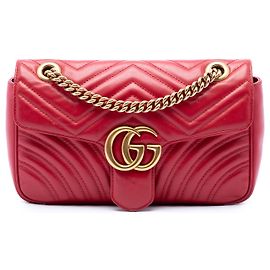 Gucci Medium GG Marmont gesteppte Schultertasche aus Kalbsleder in Rot