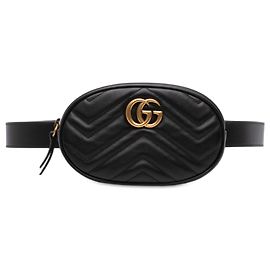 Borsa cintura Gucci GG Marmont Matelassé in pelle di vitello nera