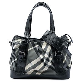 Burberry Medium Beat Check Nylon Lowry Satchel in Grau