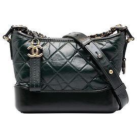 Bolsa Tiracolo Gabrielle Small Bicolor em couro de bezerro envelhecido verde Chanel