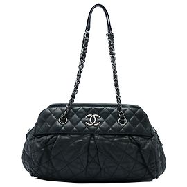 Black Chanel Quilted Iridescent Calfskin Chic Quilt Bowling Bag