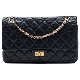 Sac à épaule Chanel Reissue 2.55 Double Flap 226 en cuir de veau vieilli matelassé bleu
