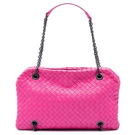 Bottega Veneta Duo Schultertasche aus Nappa Intrecciato in Rosa