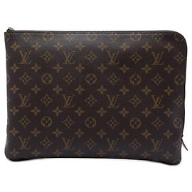 Bolsa de mão Louis Vuitton Monogram Etui Voyage GM Castanha