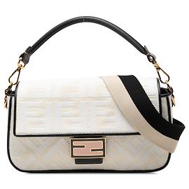 Sac Satchel Baguette Fendi Zucca en toile brodée blanche