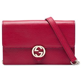 Borsa a tracolla con catena Gucci Interlocking G in pelle di vitello Dollar rossa