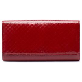 Red Gucci Microguccissima Patent Broadway Clutch