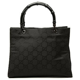 Bolso Satchel Gucci GG de nylon negro con bambú